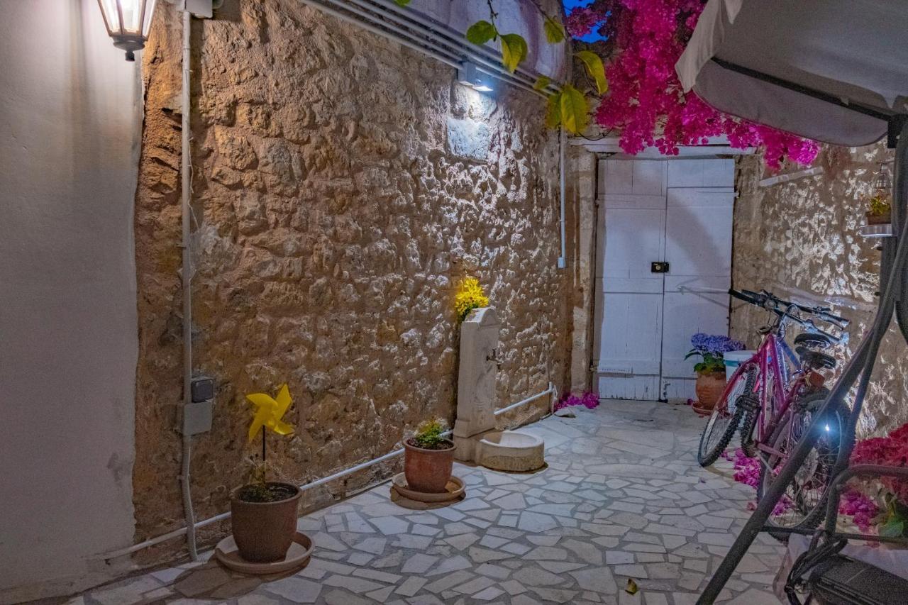 The Venetian Walls 'Central House With Private Courtyard - Charmy & Cheap' Heraklion (Crete) Exterior foto